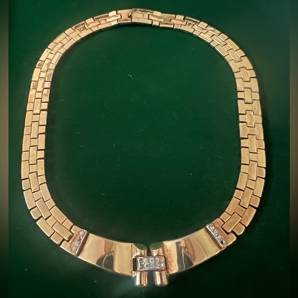 Vintage 1940’s Crown Trifari Fashion Necklace!